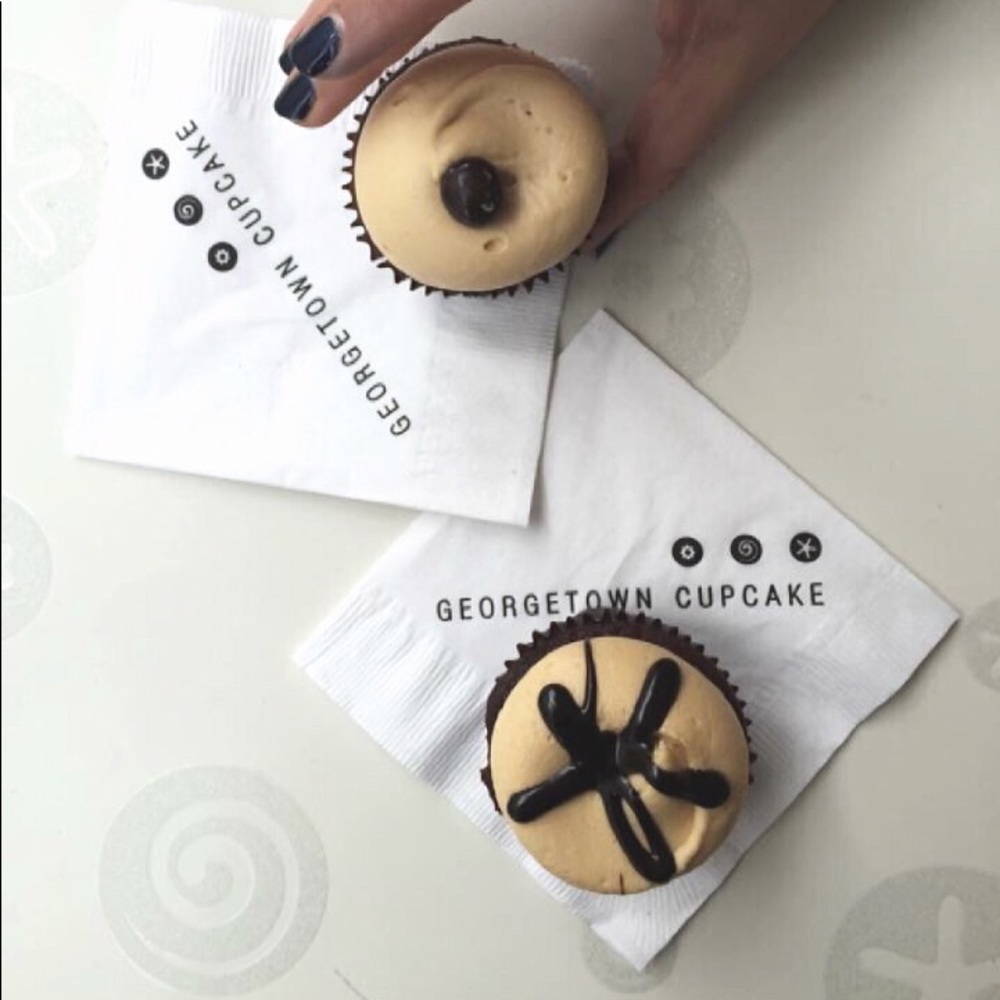 Meet your Posher, Ana